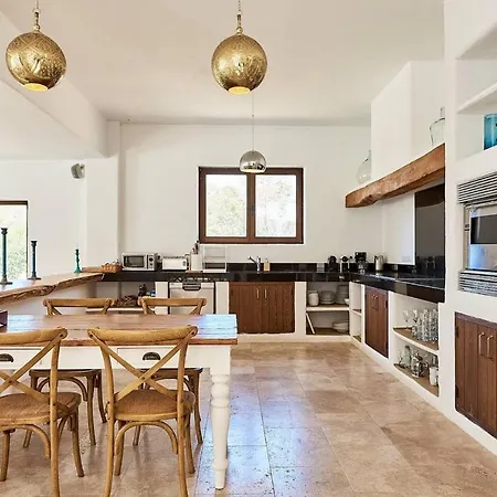 فيلة Exclusive Luxury South Facing Vista De Muntanya 6 Bedrooms A Few Minutes Drive To The *