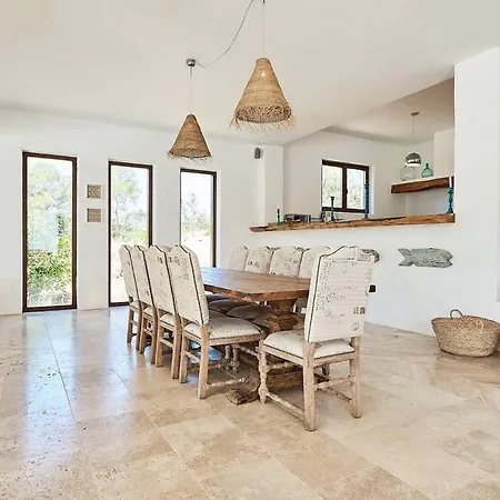 Exclusive Luxury South Facing Vista De Muntanya 6 Bedrooms A Few Minutes Drive To The San José
