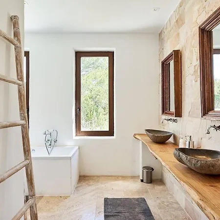 Exclusive Luxury South Facing Vista De Muntanya 6 Bedrooms A Few Minutes Drive To The فيلة